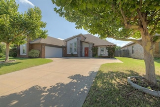 17404 White Hawk Dr, Edmond, OK 73012