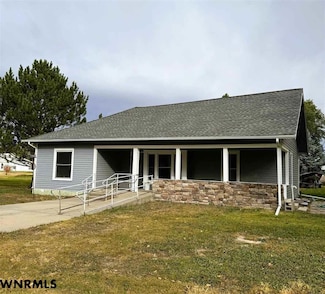 1120 Sheridan St, Potter, NE 69156