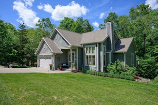 244 Blackhawk Trace, Galena, IL 61036
