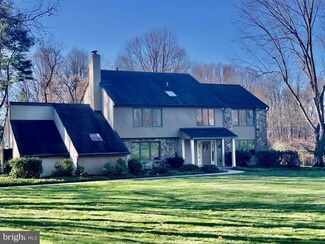 510 Fox Meadow Ln, West Chester, PA 19382