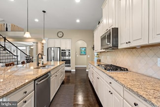 5029 Parkside Ct, Warrenton, VA 20187
