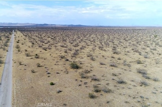 19 AC Eaby Rd, Phelan, CA 92371