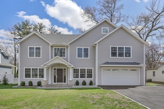 52 Morningside Dr, Greenwich, CT 06830