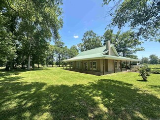 472 La Hwy 449, Pine Grove, LA 70453