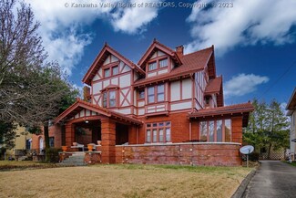 1590 Virginia St E, Charleston, WV 25311