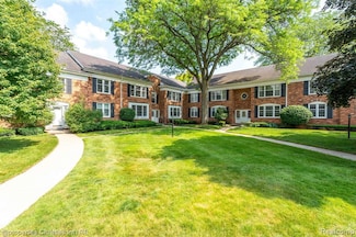 750 Trailwood Path Unit A, Bloomfield Hills, MI 48301