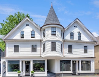 2 School St Unit 3, Manchester, MA 01944