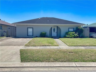 92 Jupiter Cir, Violet, LA 70092