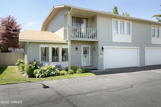 3006 Englewood Ave Unit 32, Yakima, WA 98902