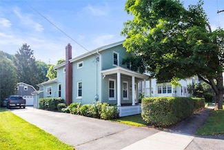226 Fayette St, Palmyra, NY 14522