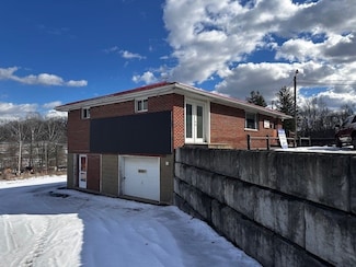 3138 Mt Morris Rd, Waynesburg, PA 15370