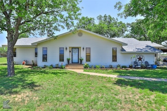 817 Texas 153, Wingate, TX 79566
