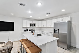 545 Lilac Ct, West Palm Beach, FL 33407