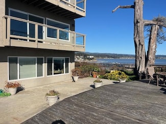 4820 Opal Cliff Dr Unit 103, Capitola, CA 95010