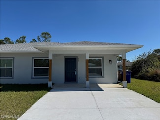 917 Graystone Ave, Lehigh Acres, FL 33974