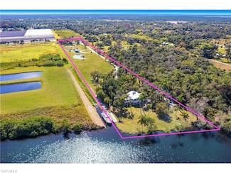 19481 S River Rd, Alva, FL 33920