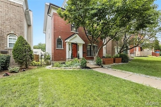 4224 Westminster Place, Saint Louis, MO 63108