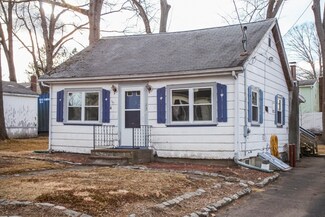 23 Glen Rd, Holbrook, MA 02343
