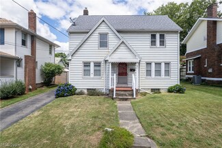 299 E Baird Ave, Barberton, OH 44203