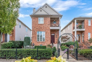 29044 Thistle Ln, Harrison Township, MI 48045
