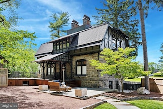 1202 W Wynnewood Rd Unit 1, Wynnewood, PA 19096