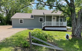 8025 Gale Rd SW, Hebron, OH 43025