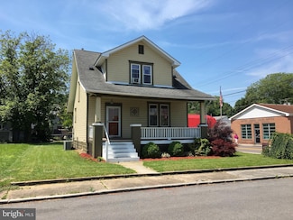 27 Central Ave, Ridgeley, WV 26753