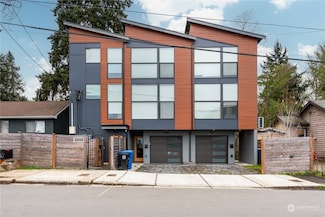 14012 Midvale Ave N, Seattle, WA 98133