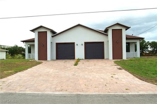 2406 Hawalaska St, Lehigh Acres, FL 33973