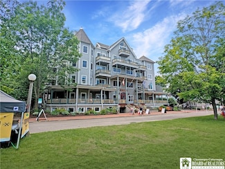 1 Pratt Ave Unit 302, Chautauqua, NY 14722