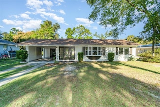1515 Elray Blvd, Mount Dora, FL 32757