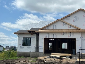 1301 Berkshire Ln, North Liberty, IA 52317