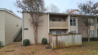 6700 Whispering Oak Place Unit 4, Memphis, TN 38120