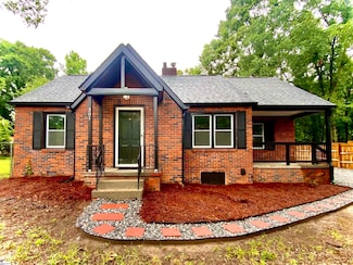 301 Churchill Cir, Greenville, SC 29605