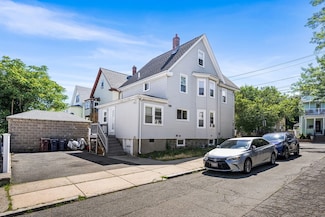 190 Shute St, Everett, MA 02149