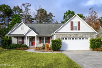 105 Faldo Ln, New Bern, NC 28560