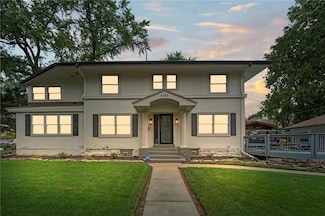 6142 Brookside Blvd, Kansas City, MO 64113