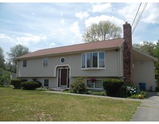 16 Weaver St, West Wareham, MA 02576