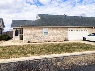 704 Altamonte Dr Unit 704, Athens, OH 45701