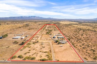 9595 S Kings Ranch Rd, Hereford, AZ 85615