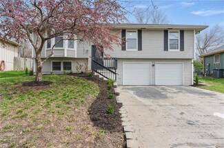 10815 N Harrison St, Kansas City, MO 64155