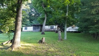 7059 N Miller Rd, Unionville, IN 47468