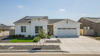 2015 N Frontier St, Hanford, CA 93230