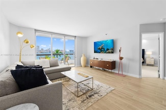 3600 Mystic Pointe Dr Unit 614, Aventura, FL 33180