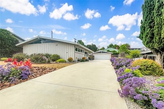 50 Quinta Vista Dr, Thousand Oaks, CA 91362