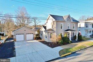 135 W Spring St, Woodstock, VA 22664