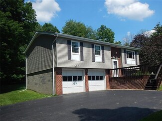 76 Willadell Rd, Transfer, PA 16154