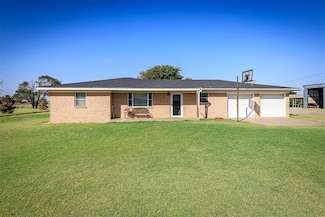 15861 S County Road 202, Altus, OK 73521