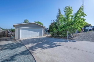 4010 Lakeview Dr, Ione, CA 95640