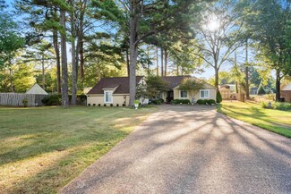 280 Caroline Acres Rd, Hot Springs National Park, AR 71913